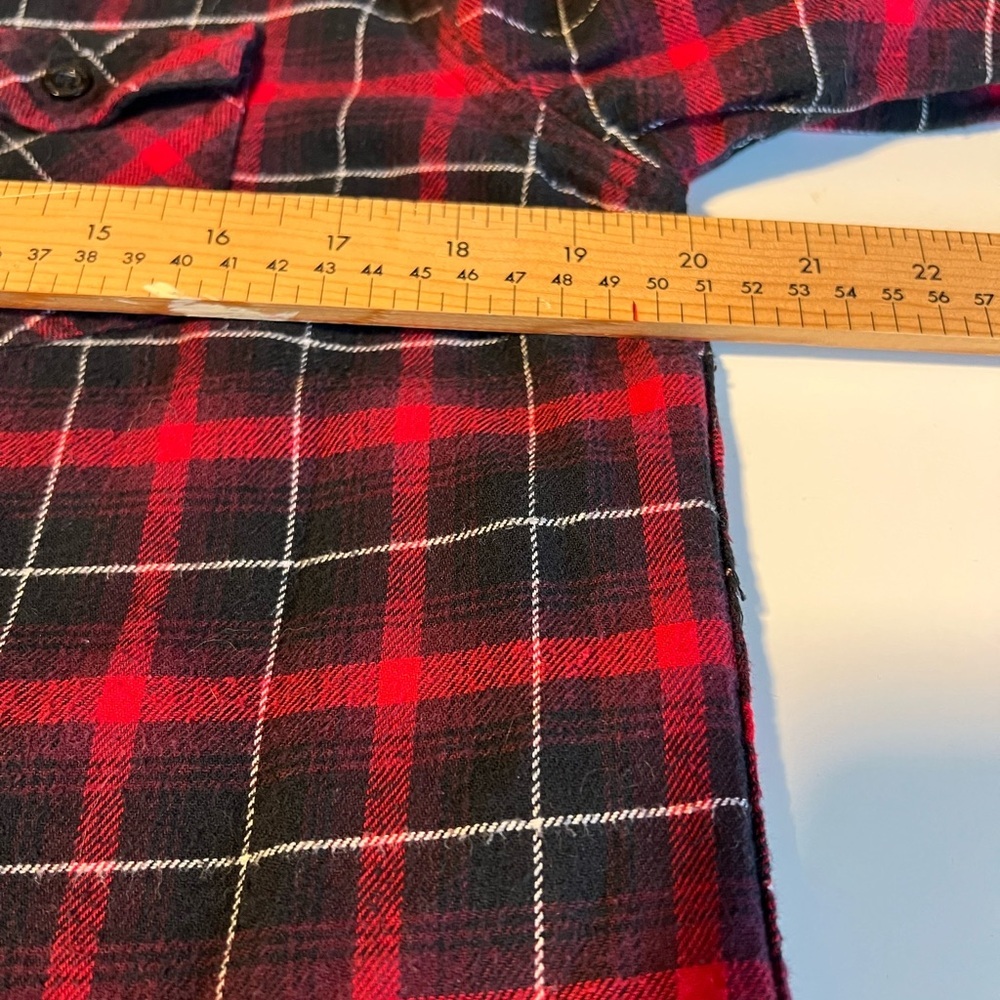 Weatherproof Red and Black Plaid Button Down Shirt Size Large - Picture 5 of 6